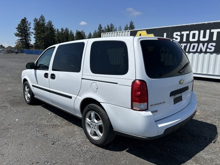 2008-chevrolet-uplander-image-3
