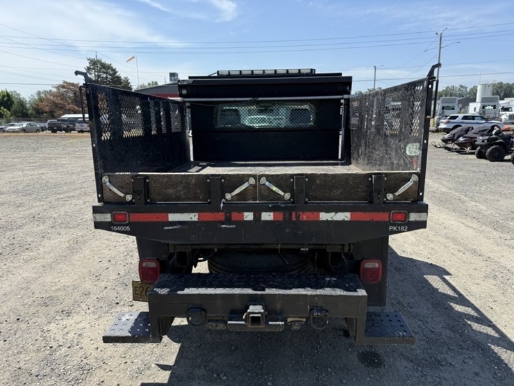 2016-gmc-sierra-2500-image-5