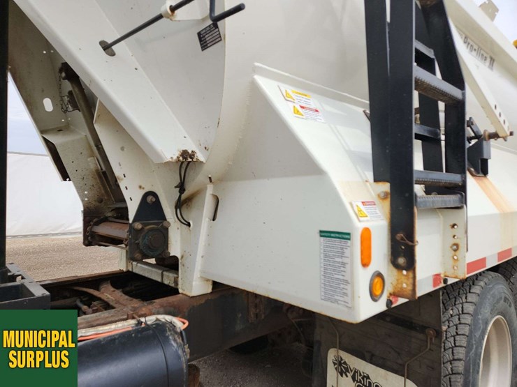 2013-international-workstar-7400-image-34