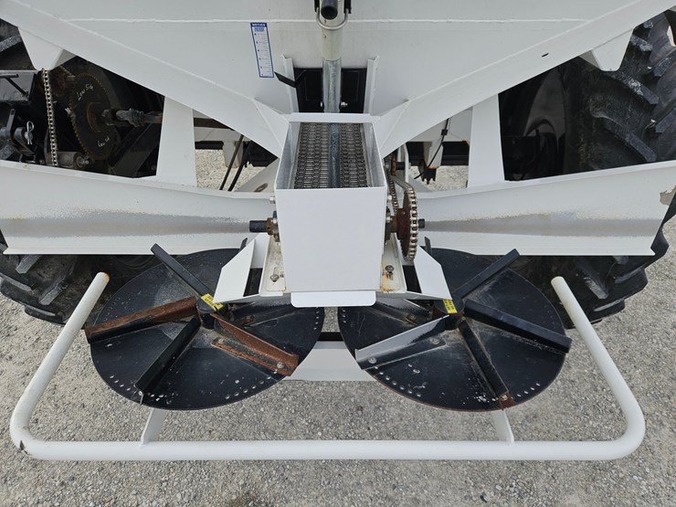 #205229-•-2022-dalton-800-fert-spreader-image-9