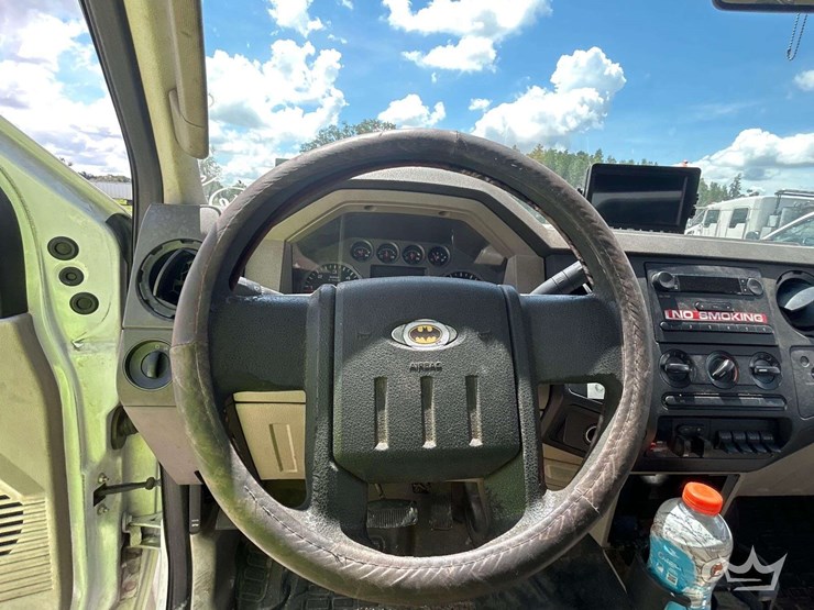 2008-ford-f-350-knapheide-kuv-enclosed-service-truck-image-12