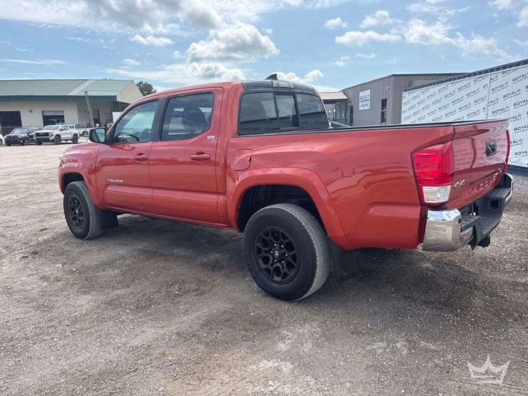 2017-toyota-tacoma-image-4