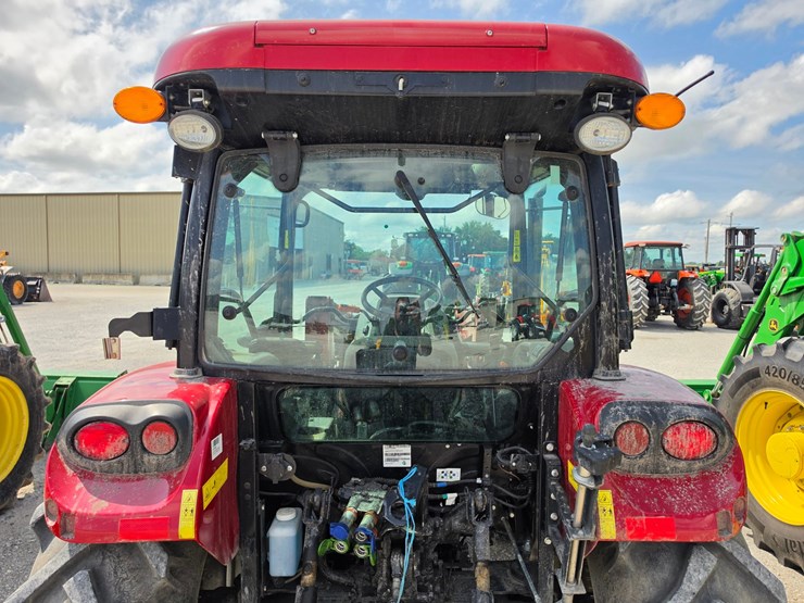 2022-case-ih-farmall-75a-image-18