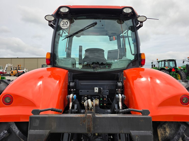2015-kubota-m7-171-image-7