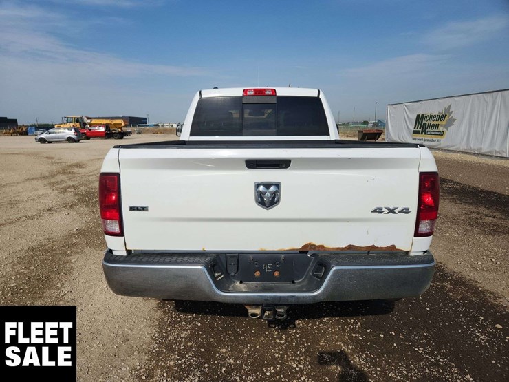 2014-dodge-1500-image-8