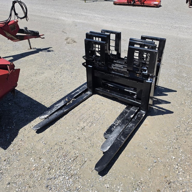 #205401 • New WT Pallet Forks