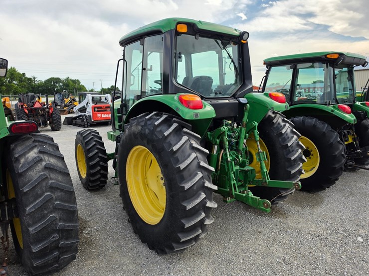2010-john-deere-6230-image-11