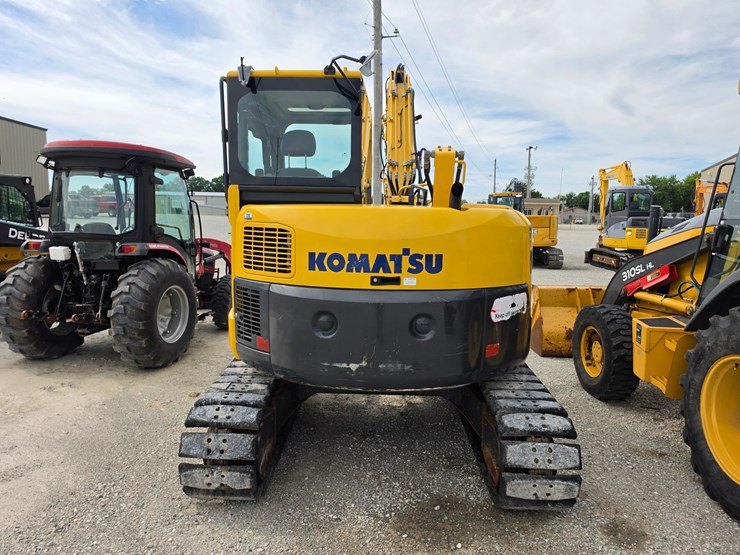 2013-komatsu-pc88mr-8-image-15