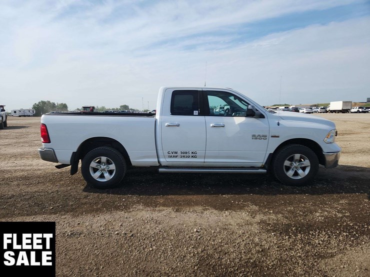 2014-dodge-1500-image-10