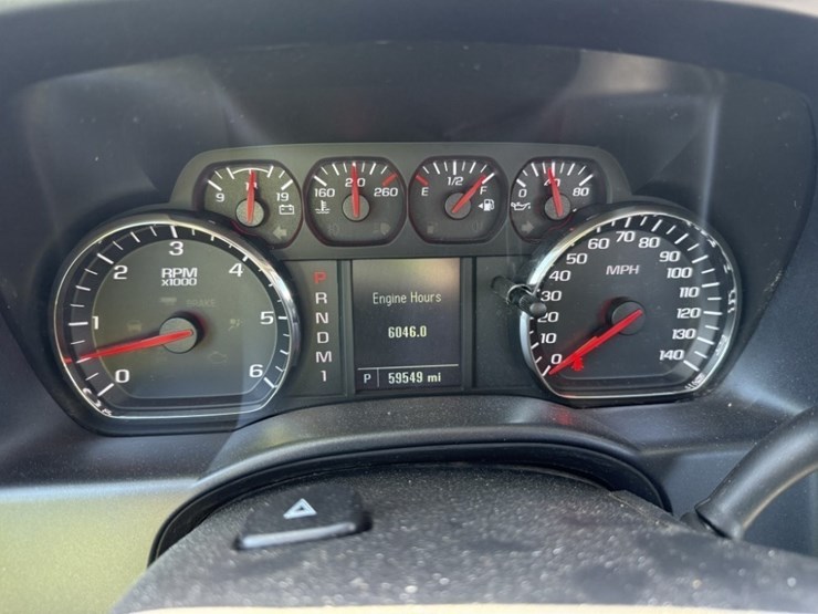 2016-gmc-sierra-2500-image-24