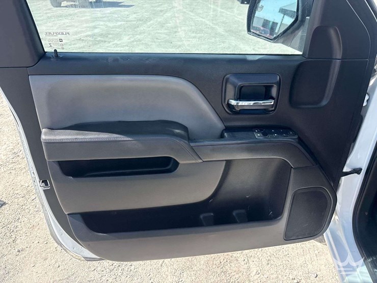 2014-chevrolet-silverado-1500-image-11