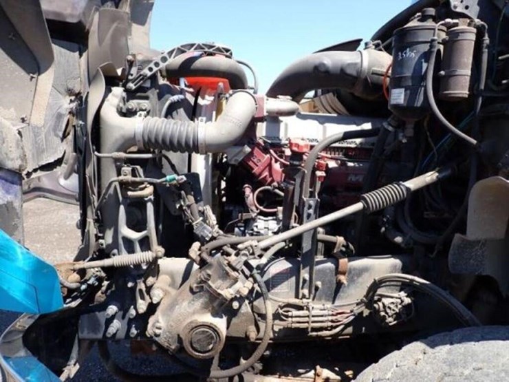 2015-mack-granite-gu813-image-27