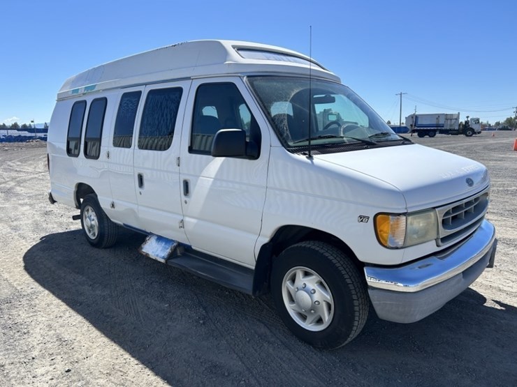 2002-ford-e250-image-7