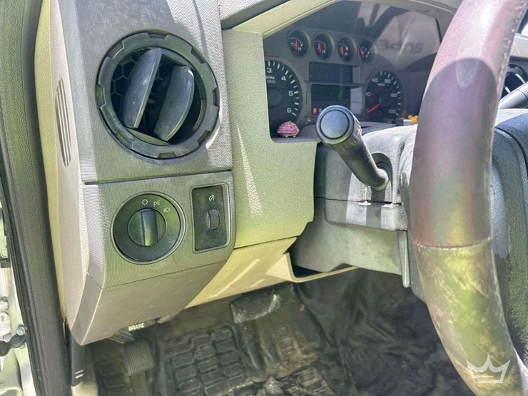 2008-ford-f-350-knapheide-kuv-enclosed-service-truck-image-13