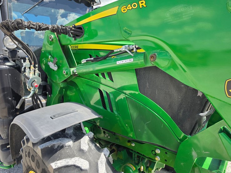 2016-john-deere-6145r-image-24