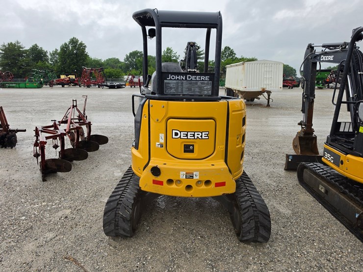 2020-deere-35g-image-14