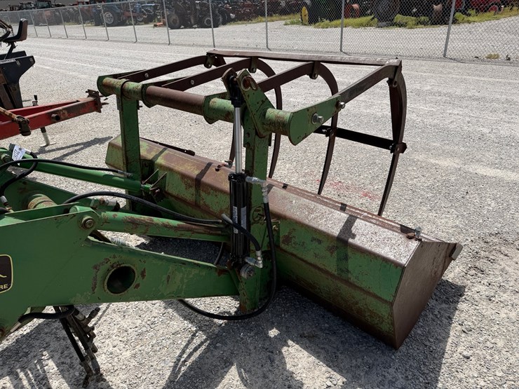 john-deere-158-image-3