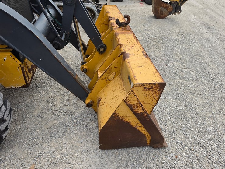 2016-deere-310sl-hl-image-25