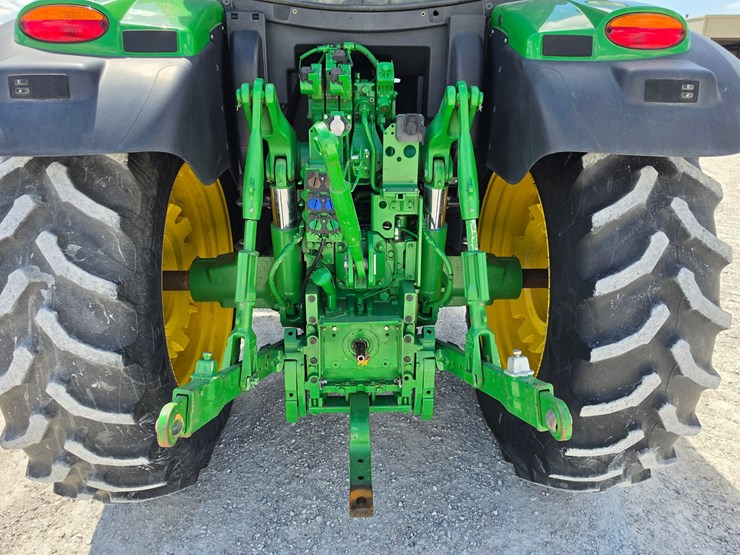 2016-john-deere-6145r-image-19