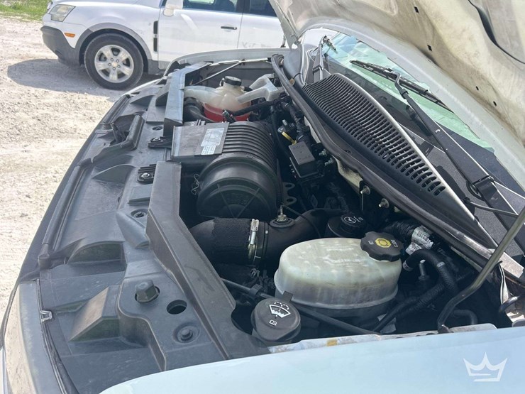 2017-chevrolet-express-2500-image-7