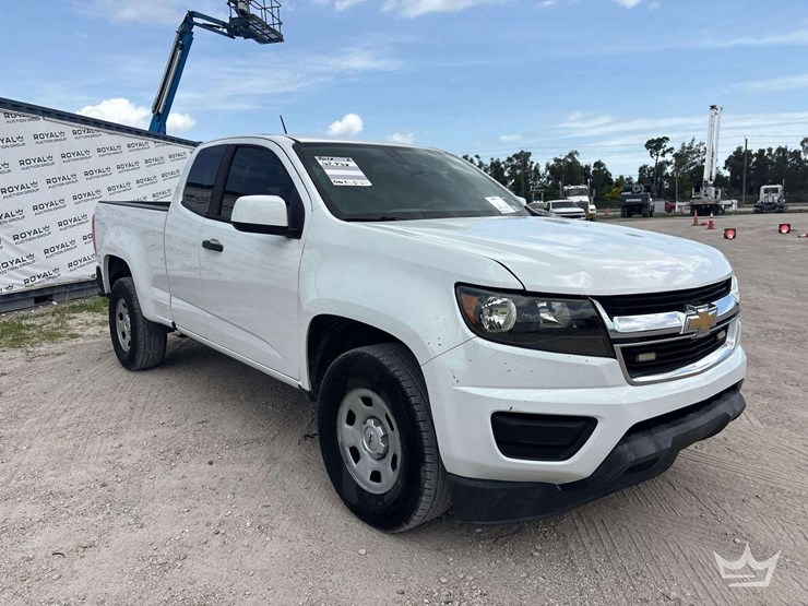 2019-chevrolet-colorado-image-2