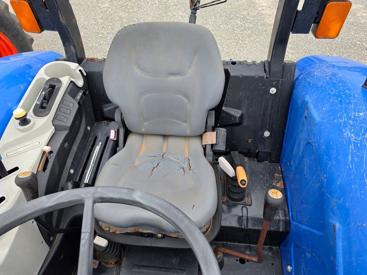 2020-new-holland-workmaster-120-image-16