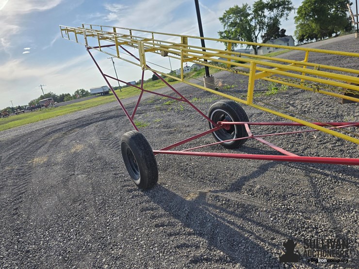 new-holland-132-image-20