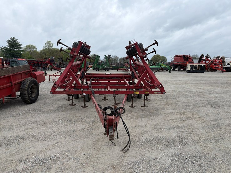 case-ih-4600-image-2