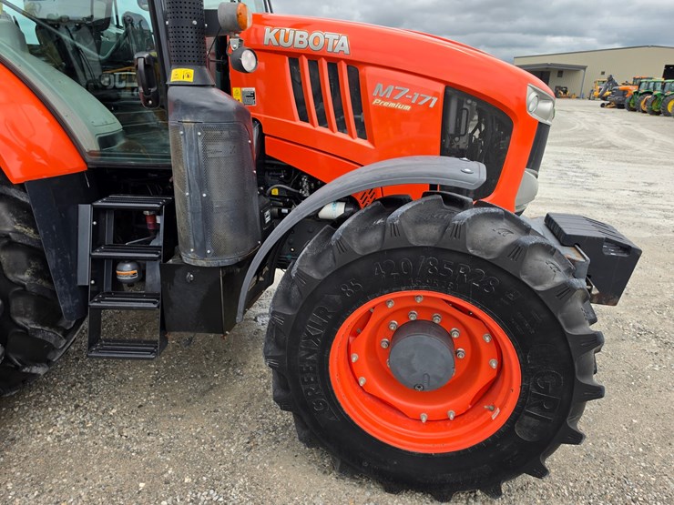 2015-kubota-m7-171-image-4