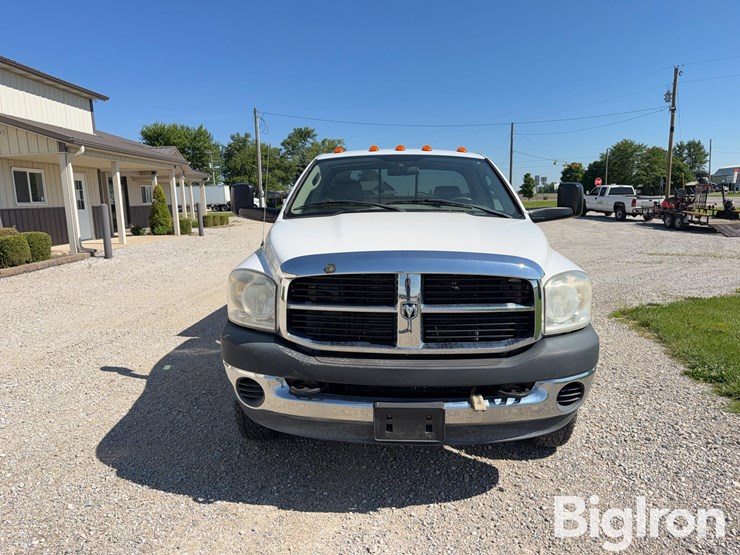2007-dodge-ram-3500-image-2