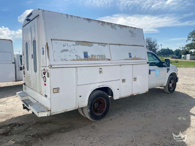 2008-ford-f-350-knapheide-kuv-enclosed-service-truck-image-3