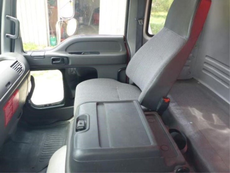 2005-gmc-t8500-image-20