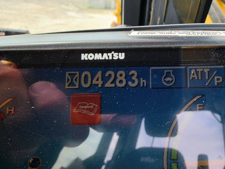 2013-komatsu-pc88mr-8-image-11