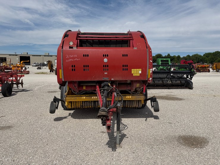 2014-new-holland-roll-belt-560-image-2