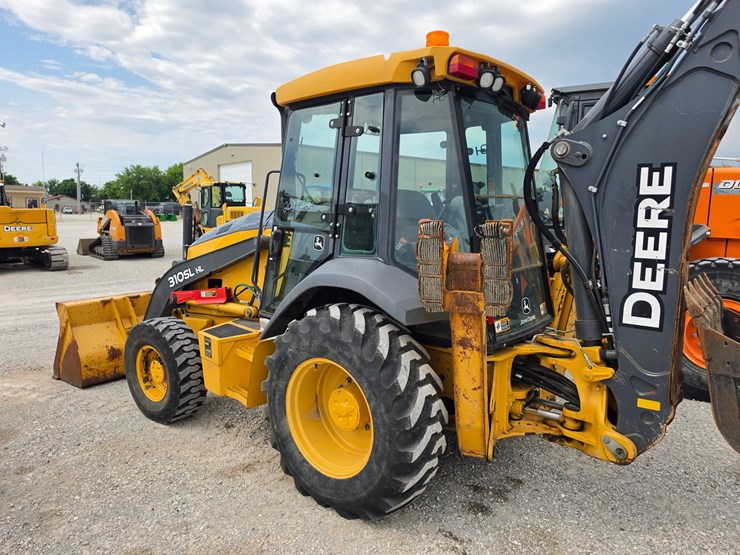 2016-deere-310sl-hl-image-15