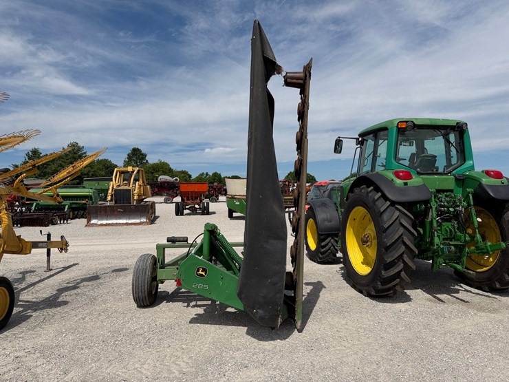 john-deere-285-image-5