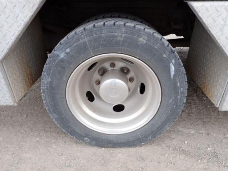 2000-ford-f550-xl-image-49