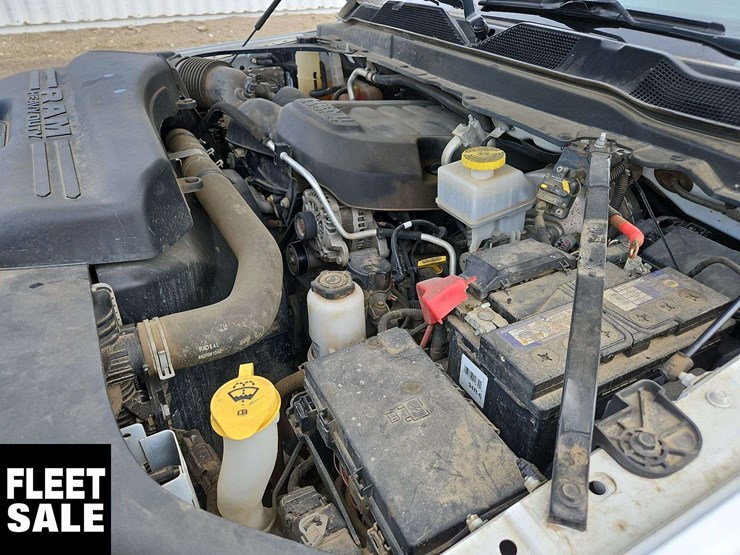 2020-dodge-2500-image-27
