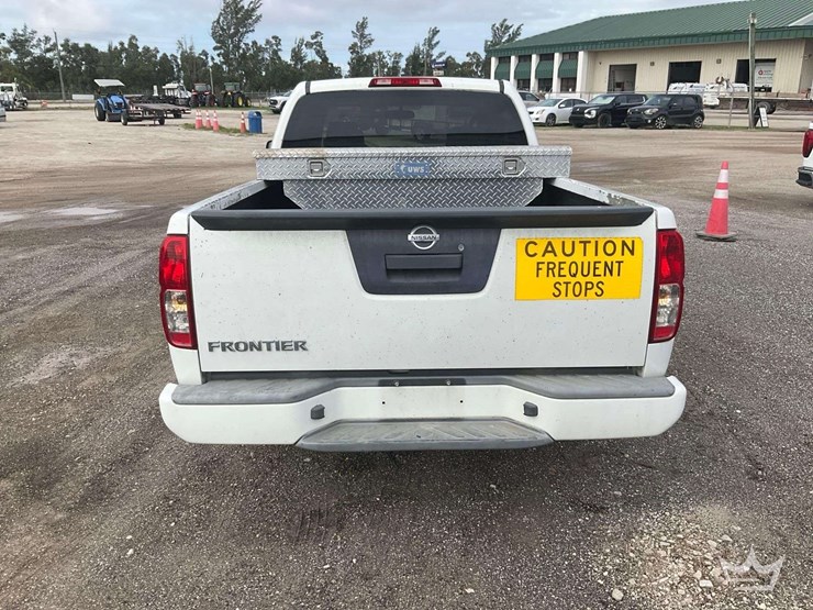 2018-nissan-frontier-image-28