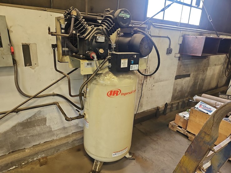 ingersoll-rand-80-gallon-air-compressor-image-2