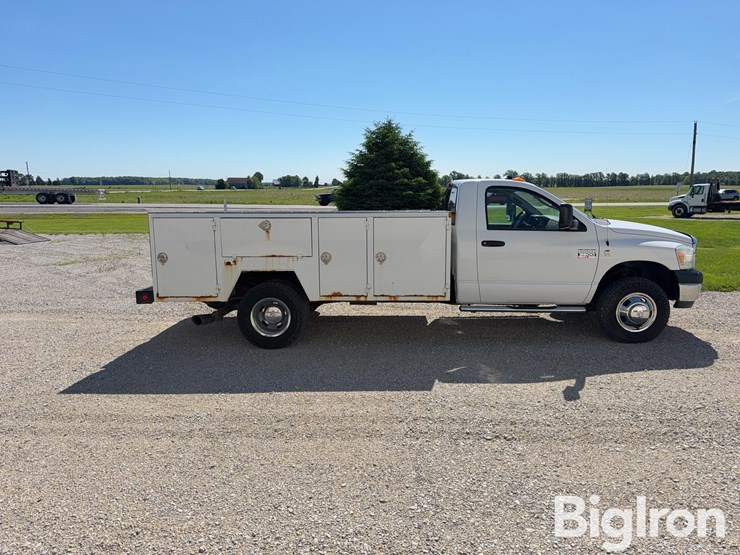2007-dodge-ram-3500-image-4