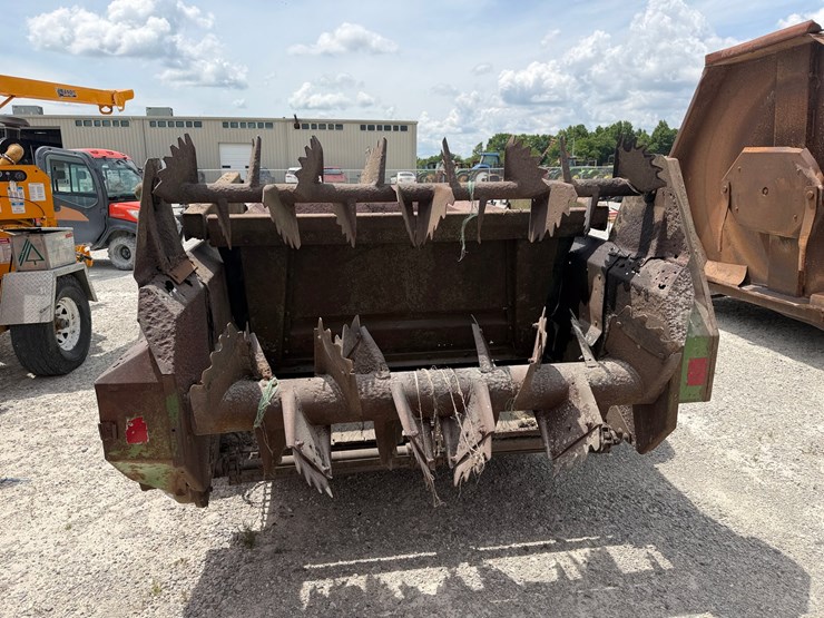 john-deere-660-image-6