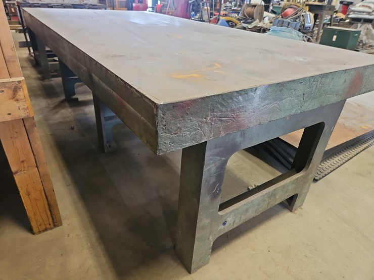heavy-duty-welding-table-image-4