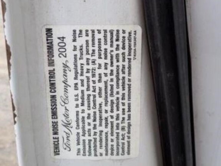 2004-ford-e450-image-10