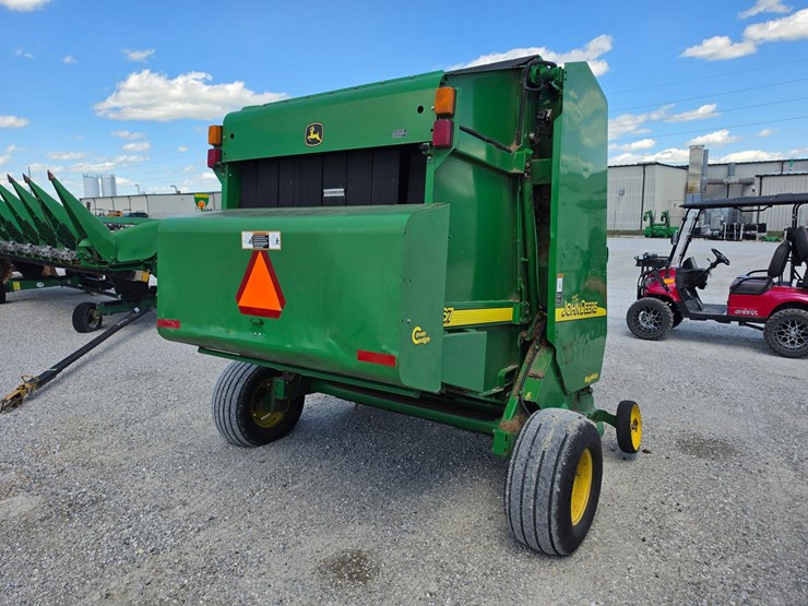 2003-john-deere-567-image-7