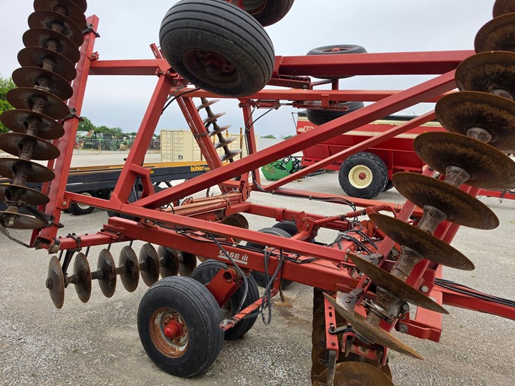 2001-case-ih-3950-image-6