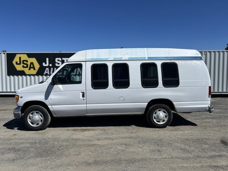 2002-ford-e250-image-2