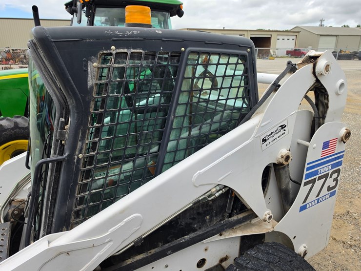 2002-bobcat-773g-image-20