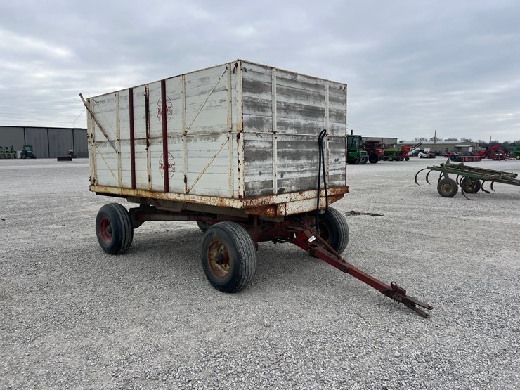 #208964-•-heider-box-wagon-image-1