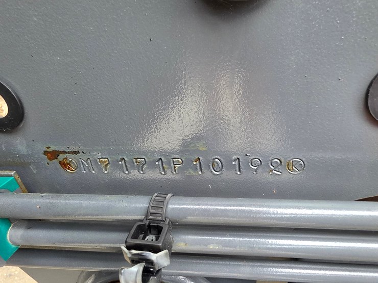2015-kubota-m7-171-image-21
